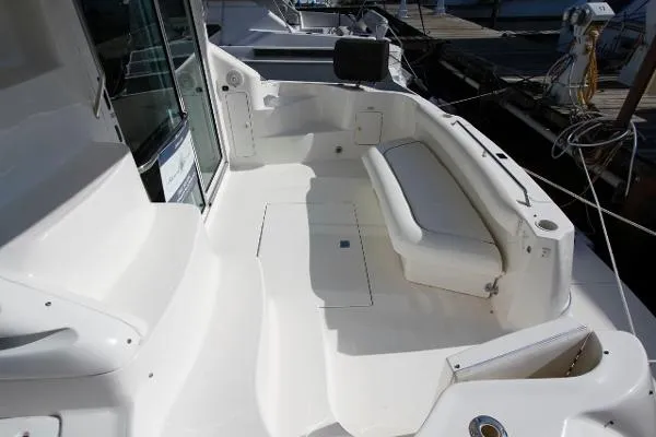 Slide: The Image of Sea Ray 400 Sedan Bridge 2000 - 6