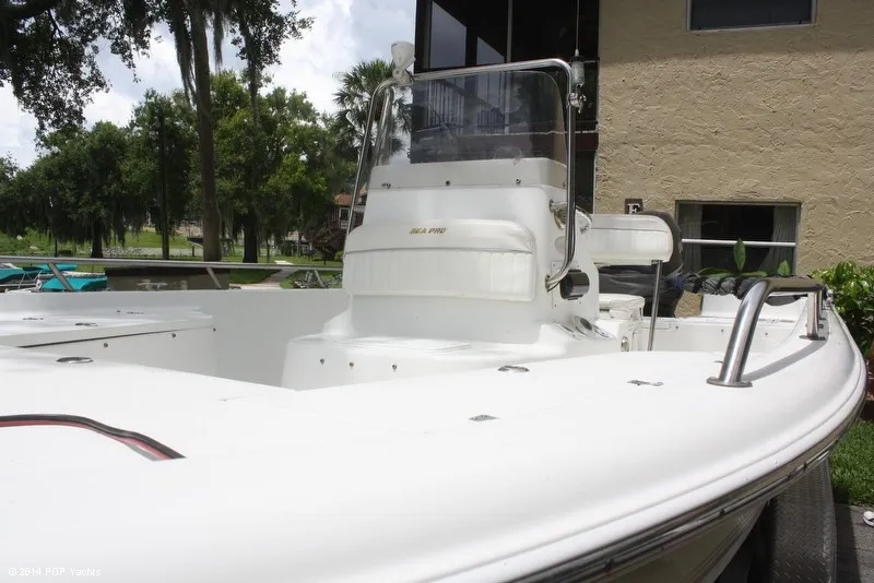 Slide: The Image of Sea Pro 210 Center Console 2005 - 6