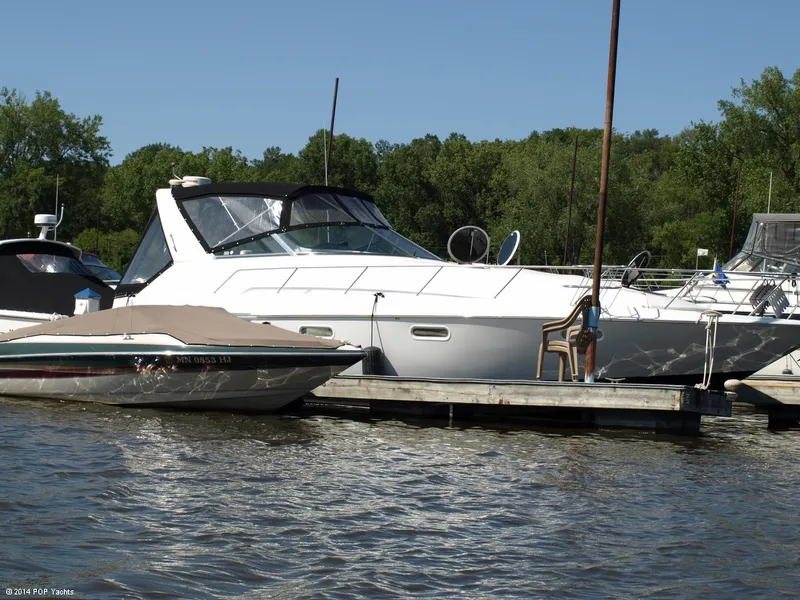 Slide: The Image of Chris-Craft Continental 380 1994 - 5