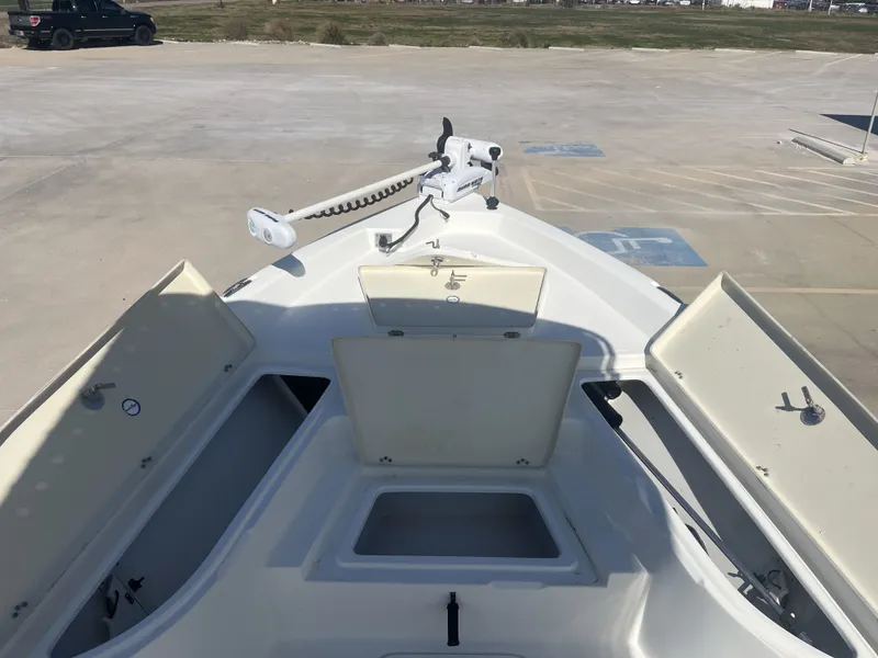 Slide: The Image of NauticStar 214 XTS 2015 - 12