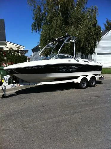 Slide: The Image of Sea Ray 195 Sport 2008 - 0