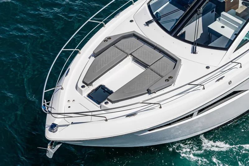 Slide: The Image of Cruisers 50 Cantius 2019 - 20