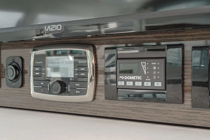 Slide: The Image of Cruisers 50 Cantius 2019 - 49