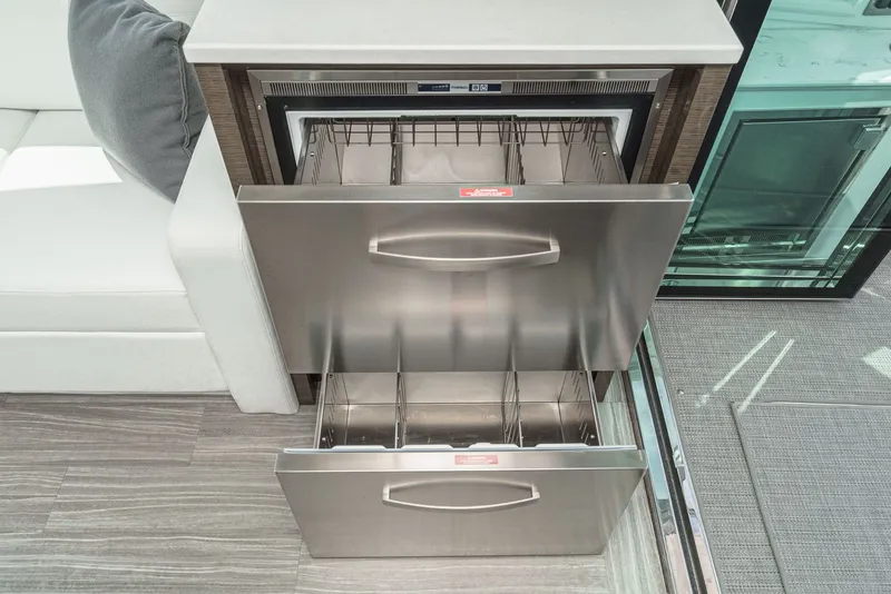 Slide: The Image of Cruisers 50 Cantius 2019 - 50