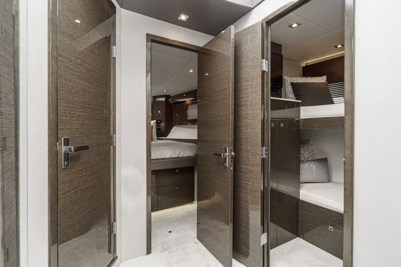 Slide: The Image of Cruisers 50 Cantius 2019 - 73