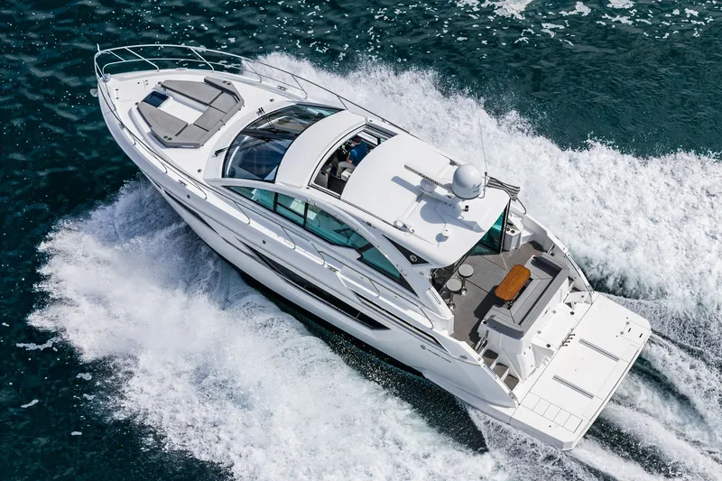 Slide: The Image of Cruisers Yachts 50 Cantius 2019 - 16