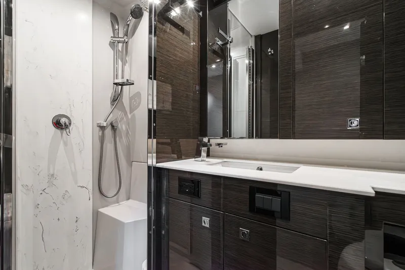 Slide: The Image of Cruisers Yachts 50 Cantius 2019 - 71