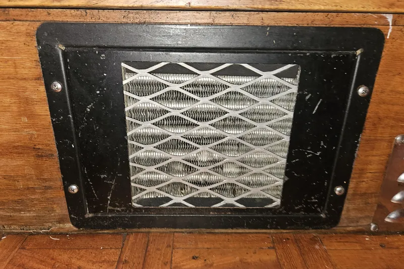 Slide: The Image of RCA microwave with digital keypad and stainless steel handle on a kitchen counter. - 40