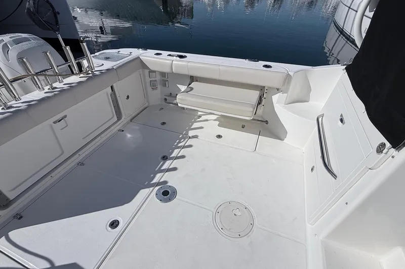 Slide: The Image of Boston Whaler 315 Conquest 2018 - 24