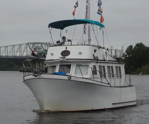 Slide: The Image of Marine Trader 32 Sedan Trawler 1979 - 0