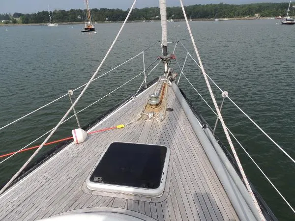 Slide: The Image of Alden Sloop/Cutter 1982 - 6