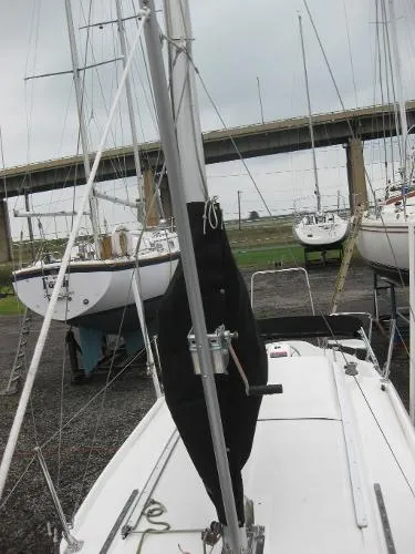 Slide: The Image of Macgregor 26M 2007 - 11