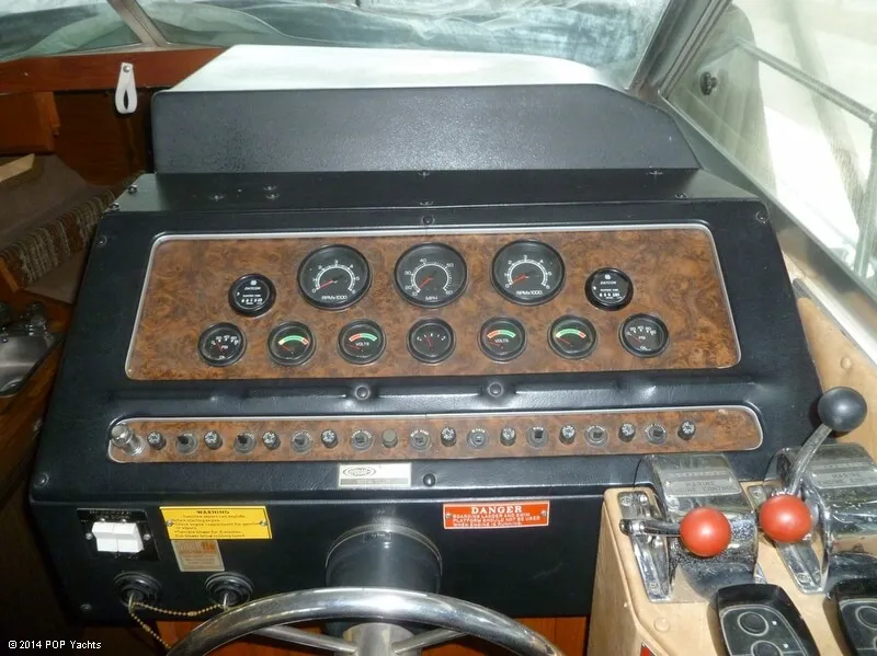 Slide: The Image of Sea Ray 270 Sedan Bridge SF 1980 - 10