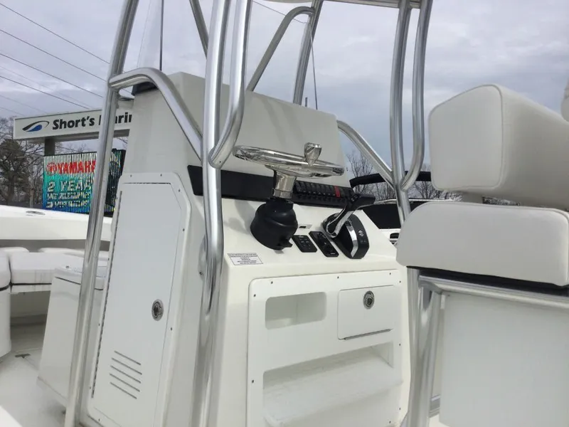 Slide: The Image of Pair Customs 21MV Center Console 2026 - 12