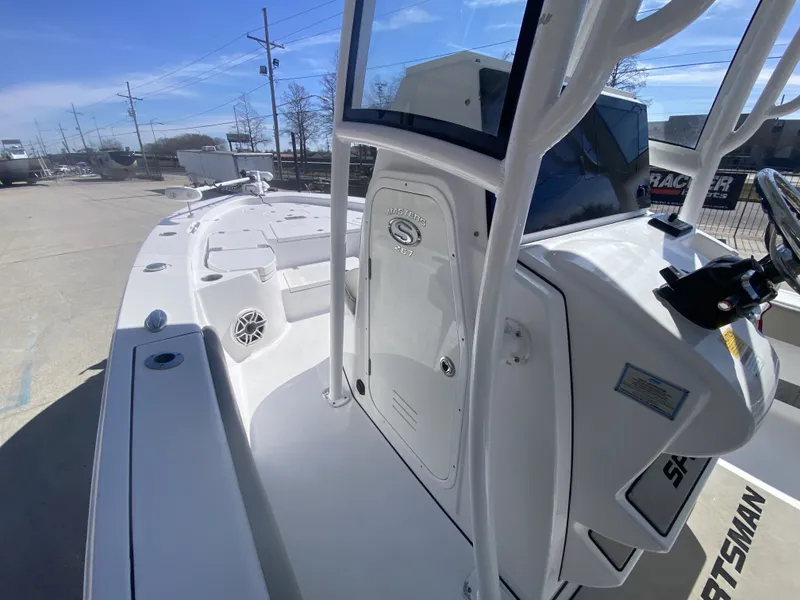 Slide: The Image of Sportsman Masters 267 Bay Boat 2021 - 9