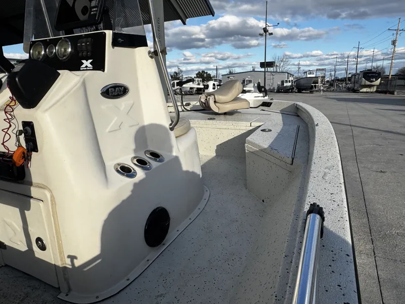 Slide: The Image of Xpress Hyper-Lift Bay Series H20B 2016 - 14