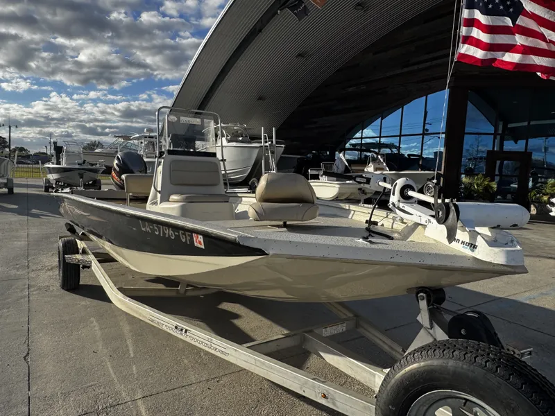 Slide: The Image of Xpress Hyper-Lift Bay Series H20B 2016 - 6