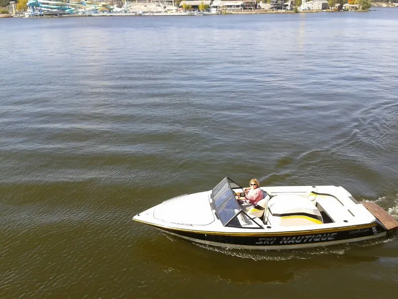 Slide: The Image of Correct Craft 19 Ski Nautique By Correct Crafrt 1992 - 1