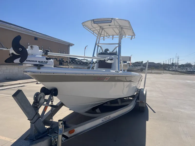 Slide: The Image of NauticStar 214 XTS 2015 - 3