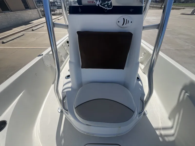Slide: The Image of NauticStar 214 XTS 2015 - 18