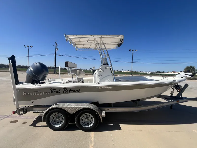 Slide: The Image of NauticStar 214 XTS 2015 - 7