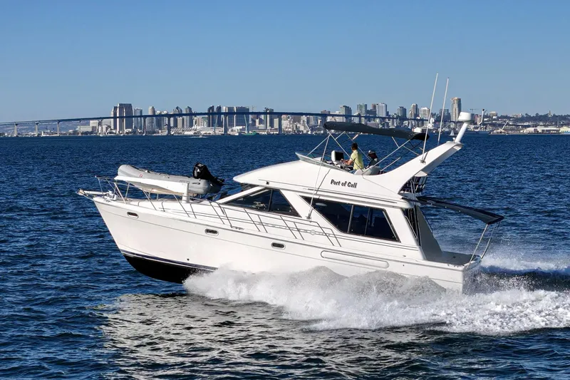 Slide: The Image of Bayliner 3988 Motoryacht 1998 - 64