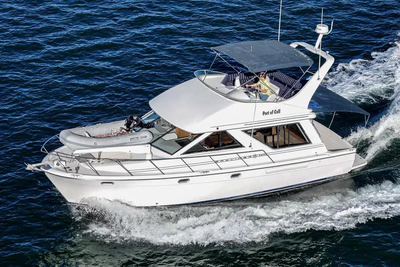 Slide: The Image of Bayliner 3988 Motoryacht 1998 - 73