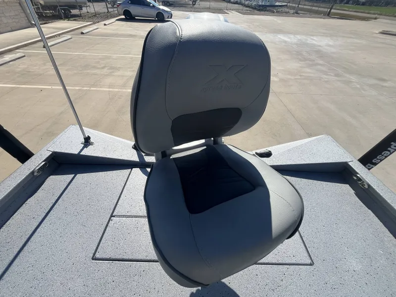 Slide: The Image of Xpress H20B Bay 2022 - 19