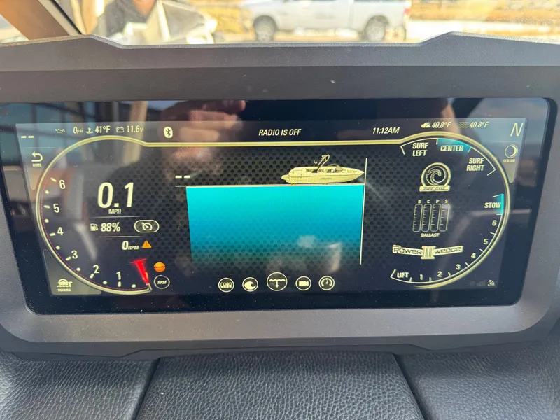 Slide: The Image of Malibu Wakesetter 23 LSV 2023 - 16