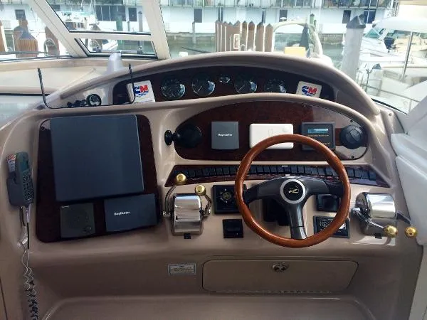 Slide: The Image of Sea Ray 480 Motor Yacht 2002 - 6