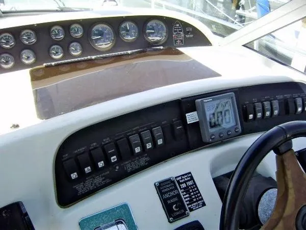 Slide: The Image of Sea Ray 370 Sundancer 1995 - 8