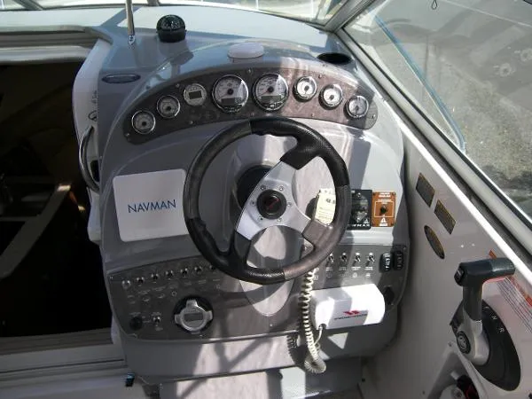 Slide: The Image of Maxum 2400 SE 2007 - 9
