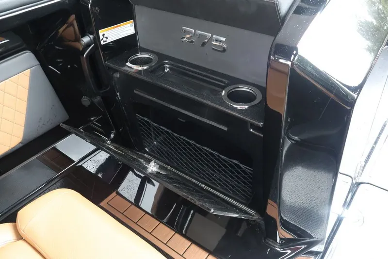 Slide: The Image of Yamaha 275SD 2026 - 18