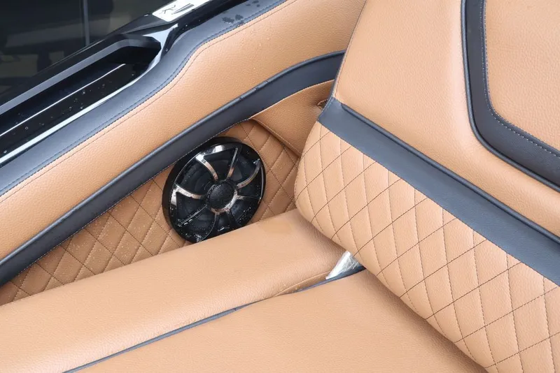 Slide: The Image of Yamaha 275SD 2026 - 6