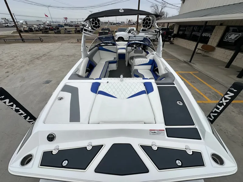 Slide: The Image of Tigé RZ4 2013 - 10