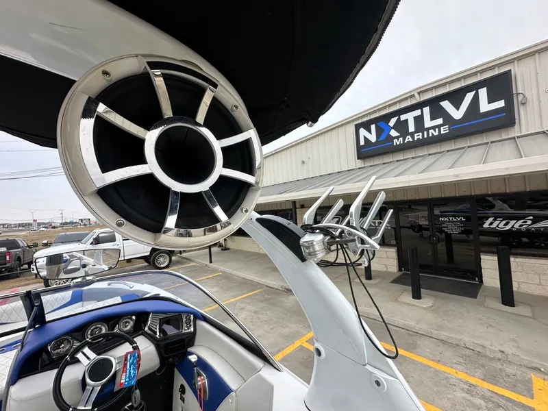 Slide: The Image of Tigé RZ4 2013 - 26