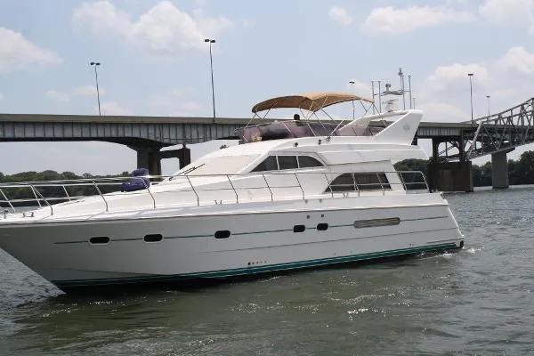 Slide: The Image of Neptunus 55 Sedan 1998 - 0