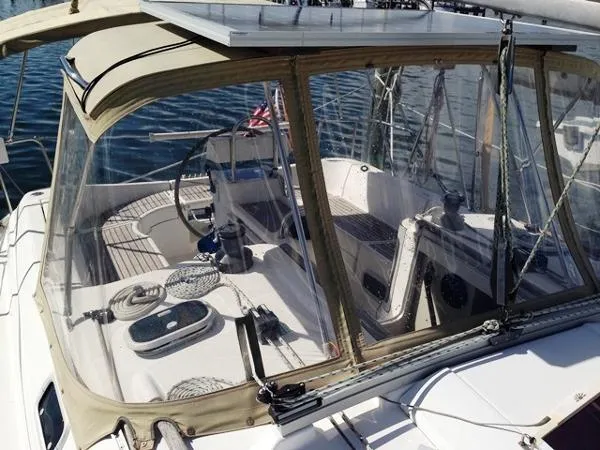 Slide: The Image of Beneteau 351 - 3 Cabin 1995 - 5