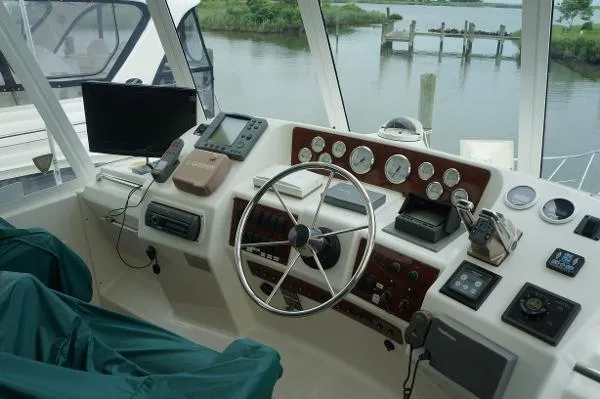 Slide: The Image of Silverton 453 Motor Yacht 1999 - 10