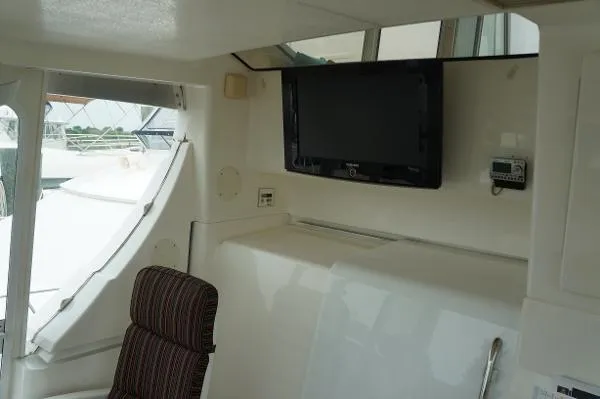 Slide: The Image of Silverton 453 Motor Yacht 1999 - 5