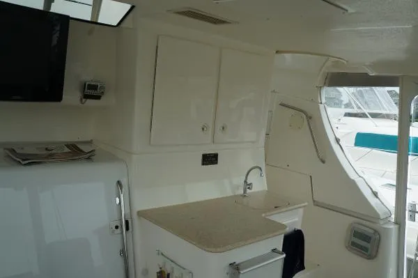 Slide: The Image of Silverton 453 Motor Yacht 1999 - 6