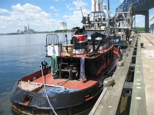 Slide: The Image of Houma Shipbuilding Co Inc. 65 Twin Screw Tug 1971 - 1