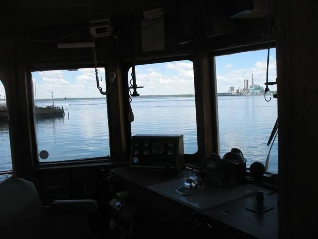 Slide: The Image of Houma Shipbuilding Co Inc. 65 Twin Screw Tug 1971 - 4