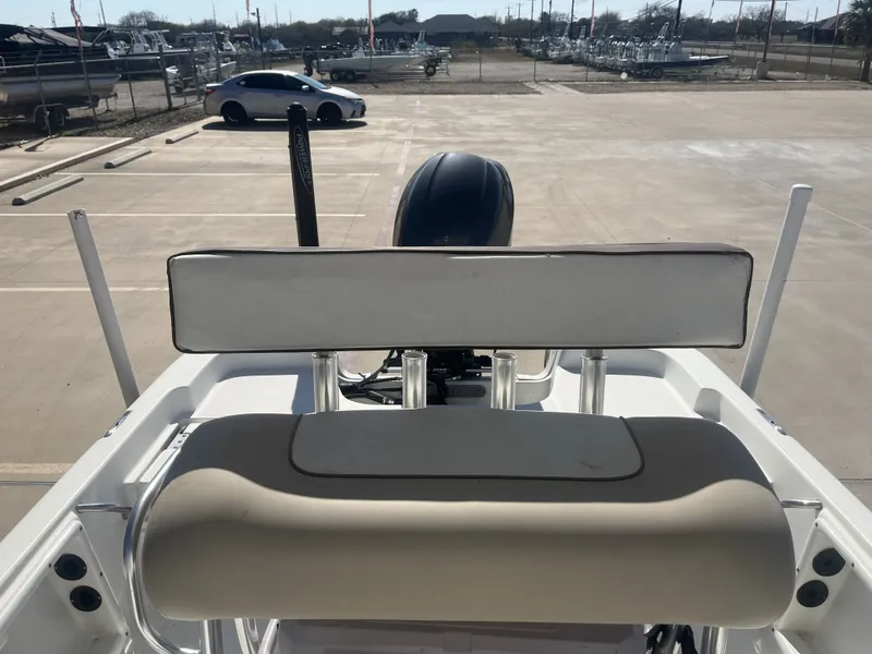 Slide: The Image of NauticStar 214 XTS 2015 - 27