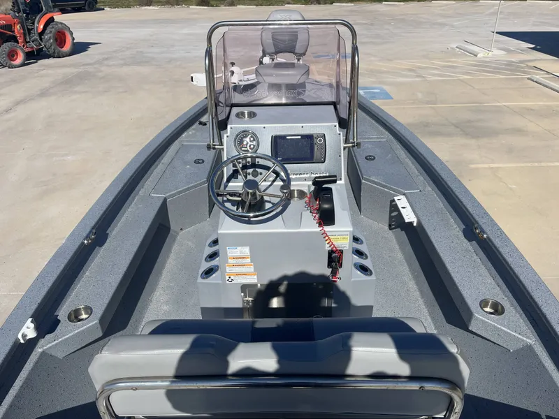 Slide: The Image of Xpress H20B Bay 2022 - 26