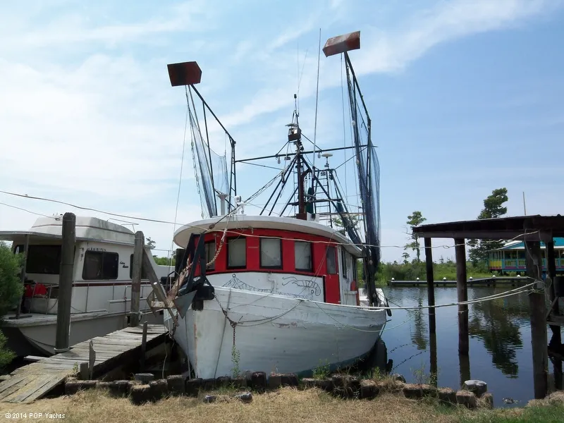 Slide: The Image of Hatteras Trawler 38 Shrimper 1972 - 7
