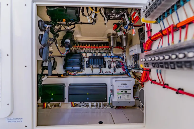 Slide: The Image of Electrical system of 2025 SeaVee 370Z boat, showcasing wiring and components. - 55