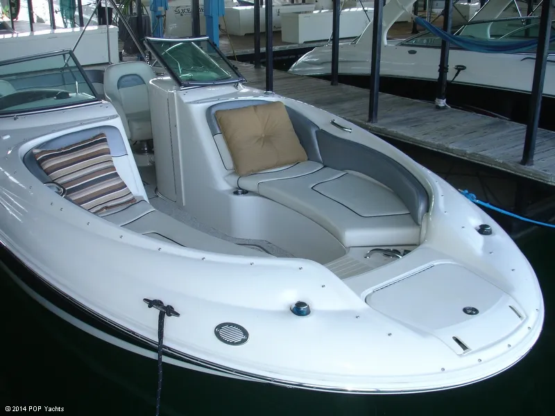 Slide: The Image of Sea Ray 240 Sundeck 2008 - 6