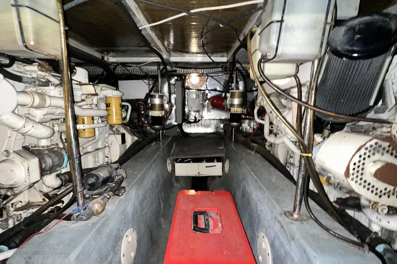 Slide: The Image of Carver Yachts 440 Aft Cabin Motor Yacht 1995 - 79