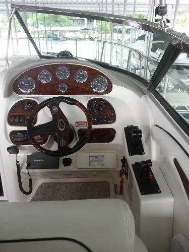 Slide: The Image of Sea Ray 290 Sun Sport 2005 - 8